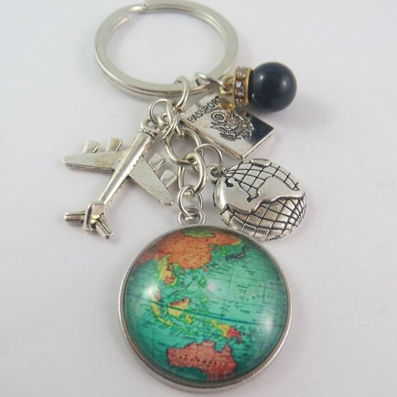 Travel Keychain Globe Keychain Airplane Key Ring Wanderlust Lover Keychain World - Picture 1 of 4